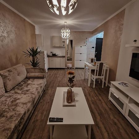 Immocity Oradea Exterior photo